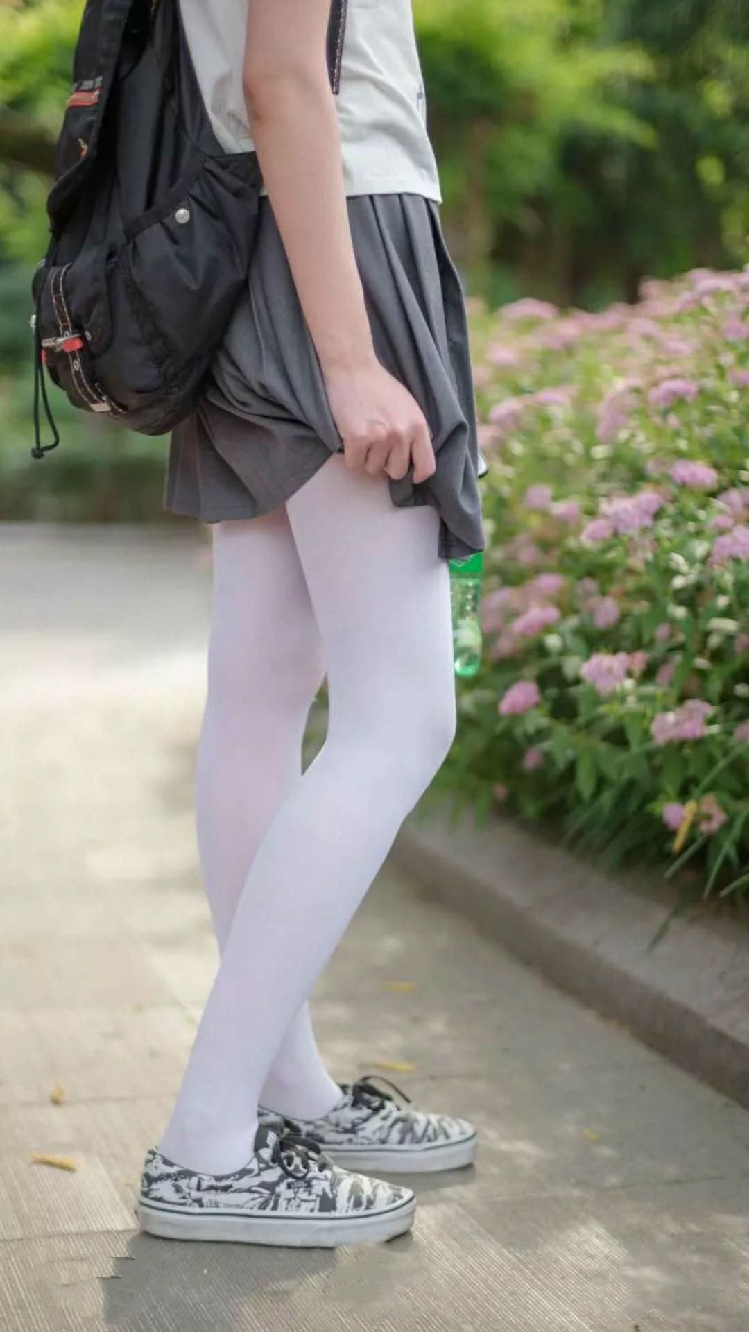 开云平台-双线争冠风云起，F1年度焦点激战，CBA山西队强势击溃新疆队